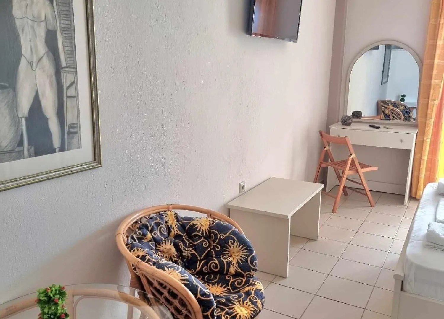 **  Hotel Nautilos Sozopoli Greece